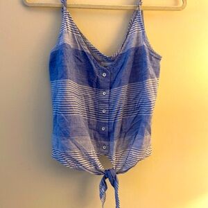 Bella Dahl woman’s summer top. Size small. Super cute!